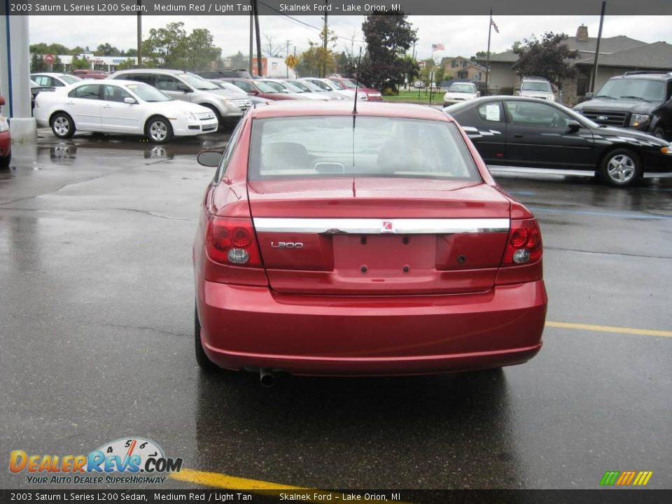 2003 Saturn L Series L200 Sedan Medium Red / Light Tan Photo #11