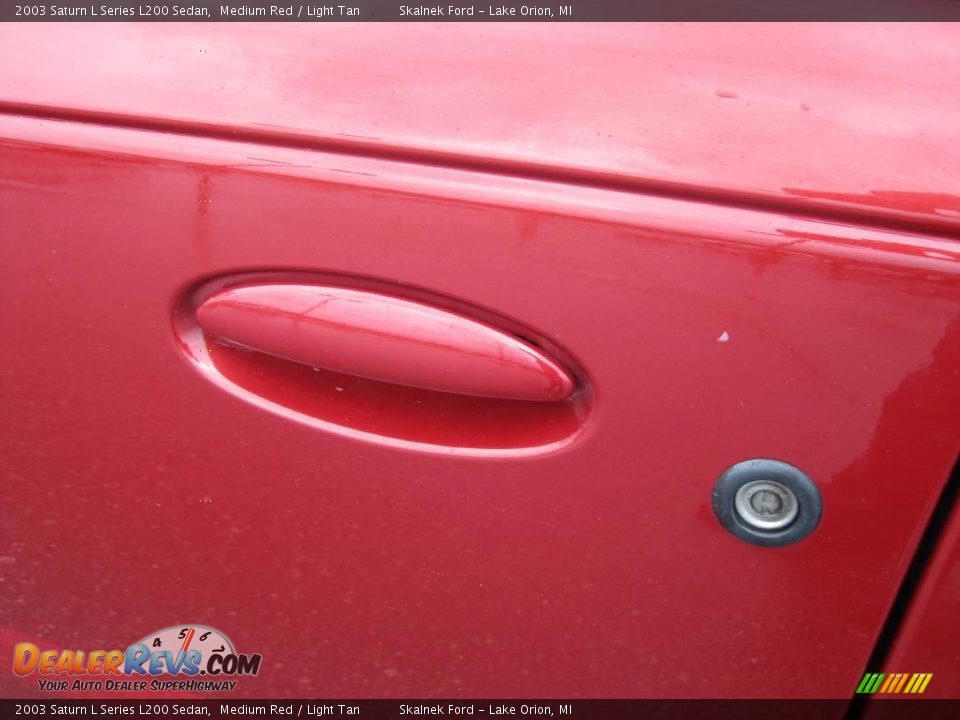 2003 Saturn L Series L200 Sedan Medium Red / Light Tan Photo #17