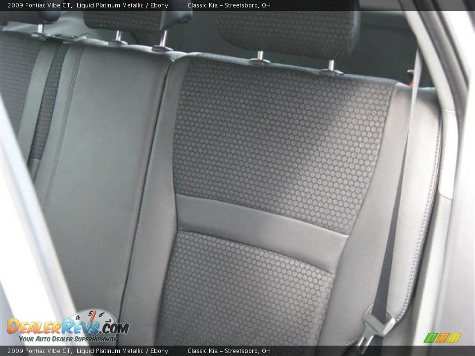 2009 Pontiac Vibe GT Liquid Platinum Metallic / Ebony Photo #16