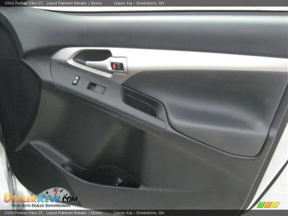 2009 Pontiac Vibe GT Liquid Platinum Metallic / Ebony Photo #20