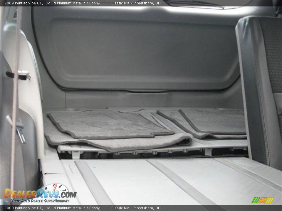 2009 Pontiac Vibe GT Liquid Platinum Metallic / Ebony Photo #24