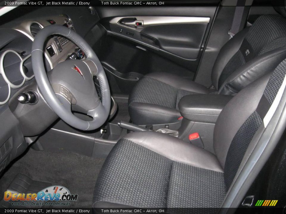 2009 Pontiac Vibe GT Jet Black Metallic / Ebony Photo #7