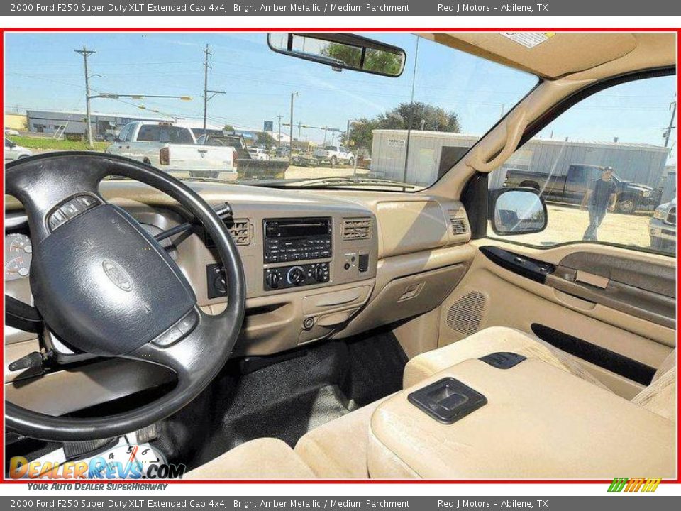 2000 Ford F250 Super Duty XLT Extended Cab 4x4 Bright Amber Metallic / Medium Parchment Photo #24