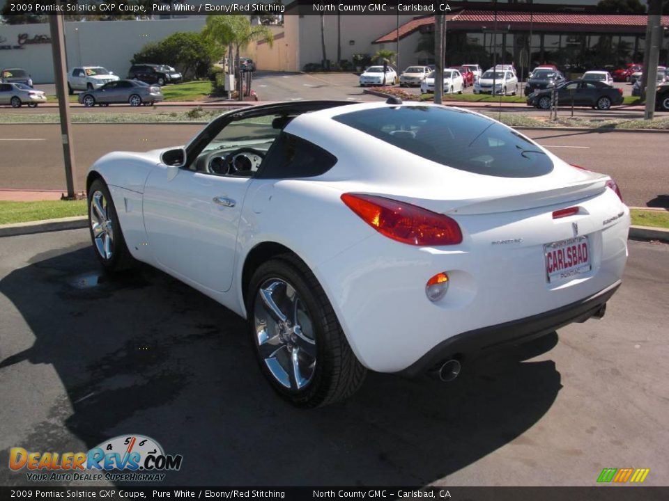 2009 Pontiac Solstice GXP Coupe Pure White / Ebony/Red Stitching Photo #3