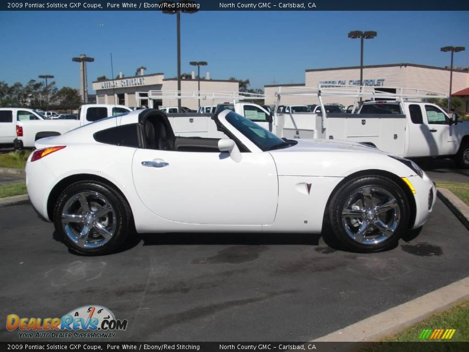 2009 Pontiac Solstice GXP Coupe Pure White / Ebony/Red Stitching Photo #6