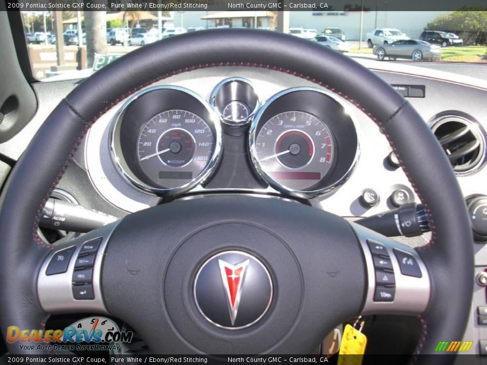 2009 Pontiac Solstice GXP Coupe Pure White / Ebony/Red Stitching Photo #16