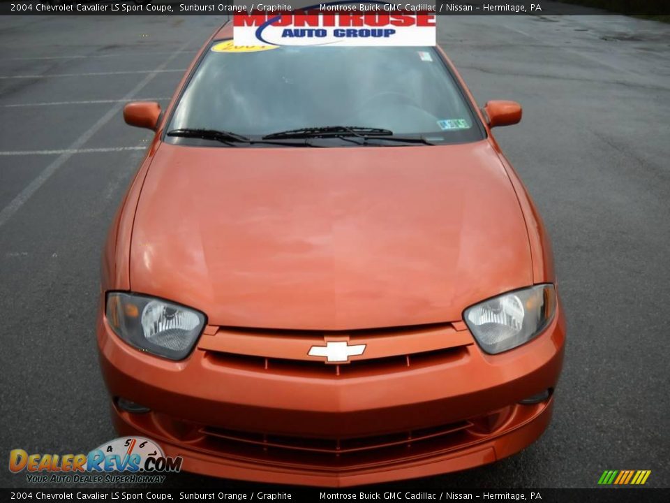 2004 Chevrolet Cavalier LS Sport Coupe Sunburst Orange / Graphite Photo #21