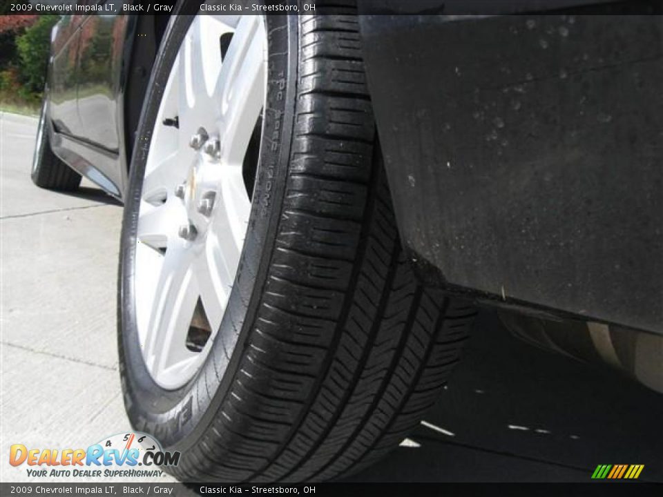 2009 Chevrolet Impala LT Black / Gray Photo #16