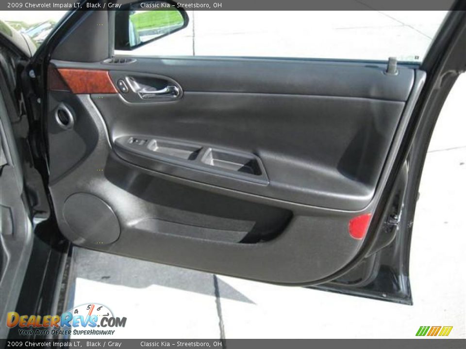 2009 Chevrolet Impala LT Black / Gray Photo #18
