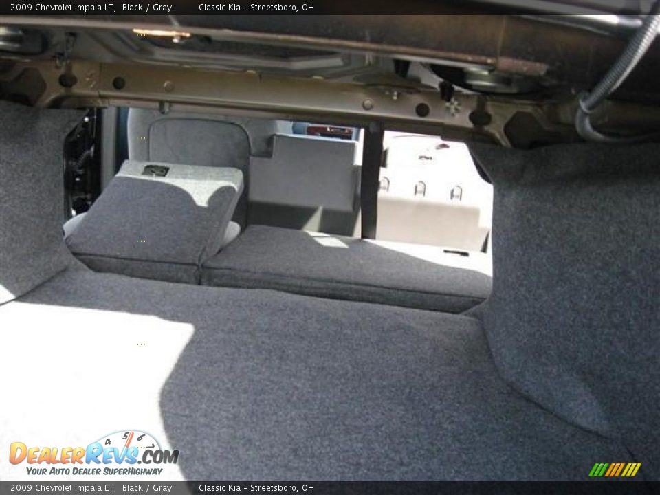 2009 Chevrolet Impala LT Black / Gray Photo #31