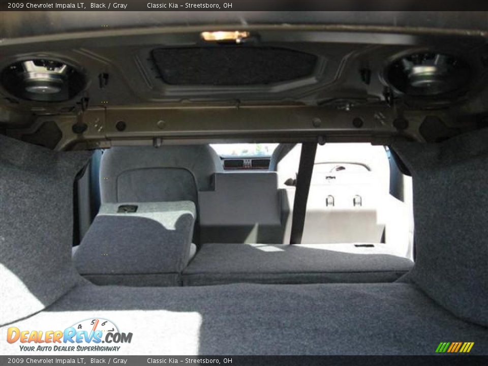 2009 Chevrolet Impala LT Black / Gray Photo #32