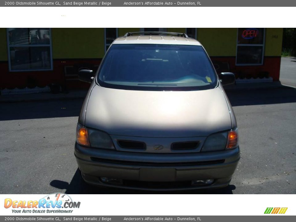 2000 Oldsmobile Silhouette GL Sand Beige Metallic / Beige Photo #2