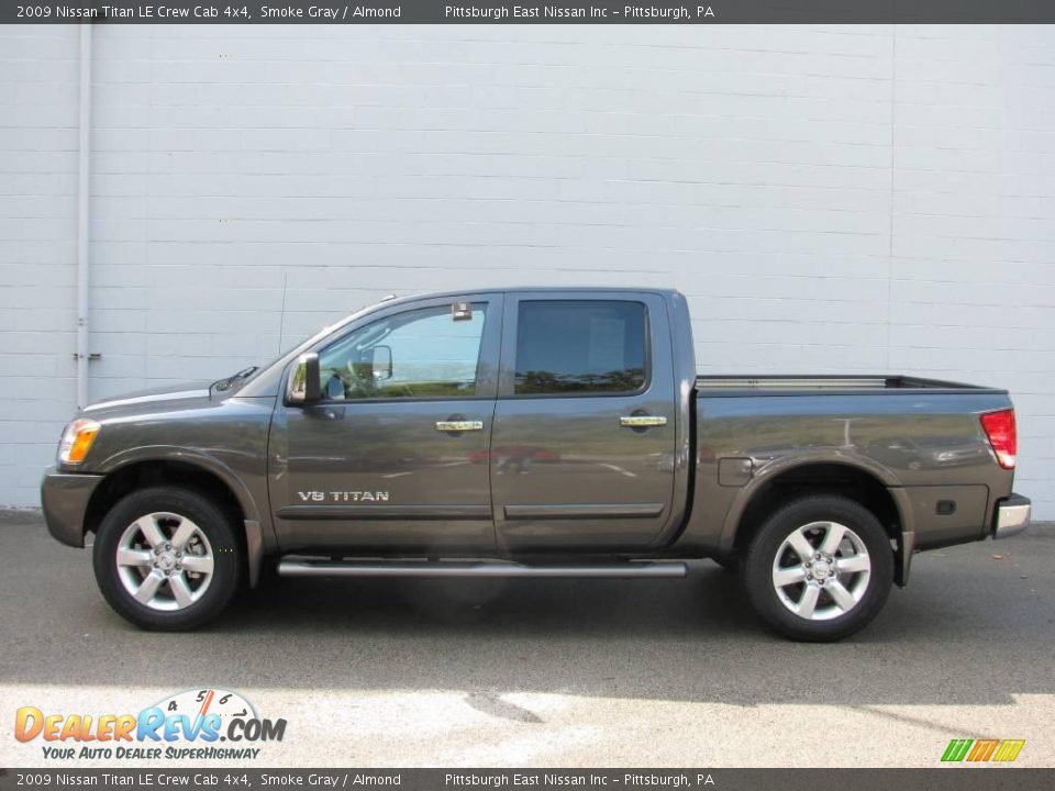 2009 Nissan Titan LE Crew Cab 4x4 Smoke Gray / Almond Photo #2
