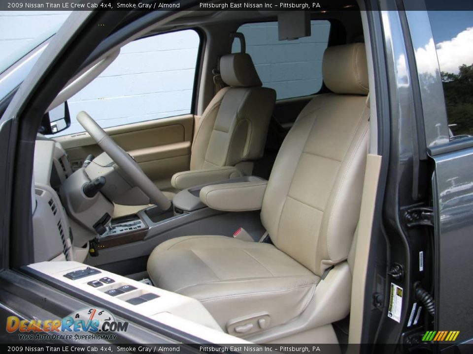 2009 Nissan Titan LE Crew Cab 4x4 Smoke Gray / Almond Photo #9