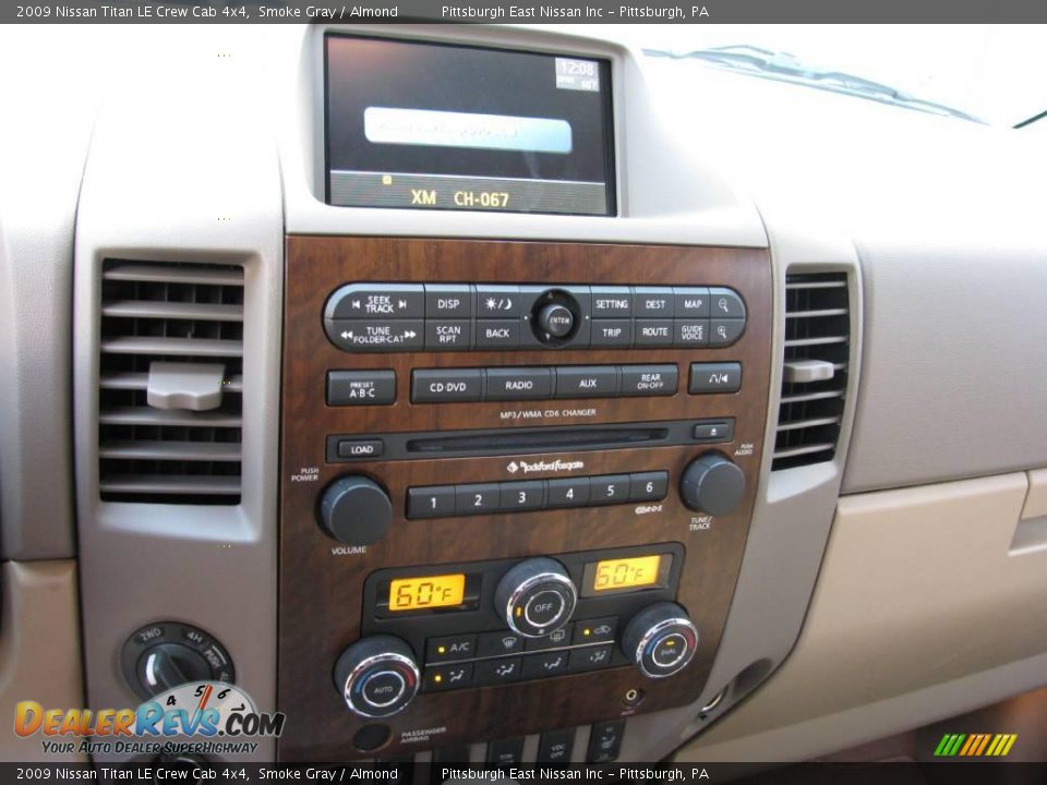 2009 Nissan Titan LE Crew Cab 4x4 Smoke Gray / Almond Photo #16