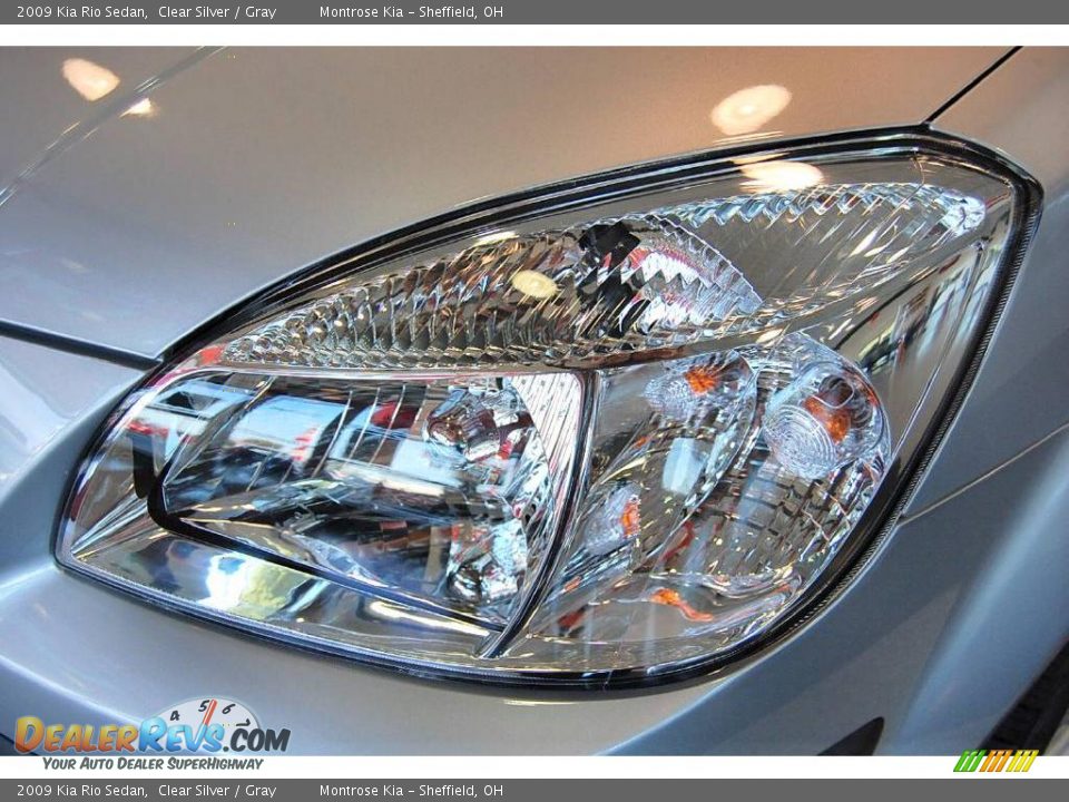2009 Kia Rio Sedan Clear Silver / Gray Photo #6