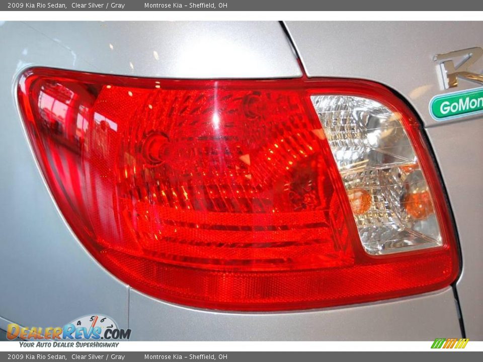 2009 Kia Rio Sedan Clear Silver / Gray Photo #7