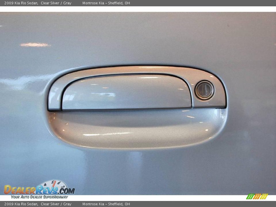 2009 Kia Rio Sedan Clear Silver / Gray Photo #8