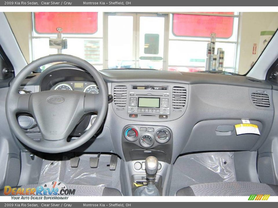 2009 Kia Rio Sedan Clear Silver / Gray Photo #9