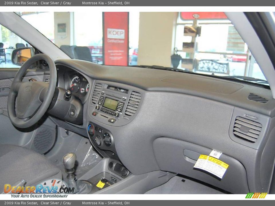 2009 Kia Rio Sedan Clear Silver / Gray Photo #11