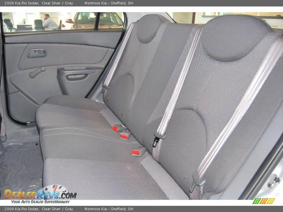 2009 Kia Rio Sedan Clear Silver / Gray Photo #14