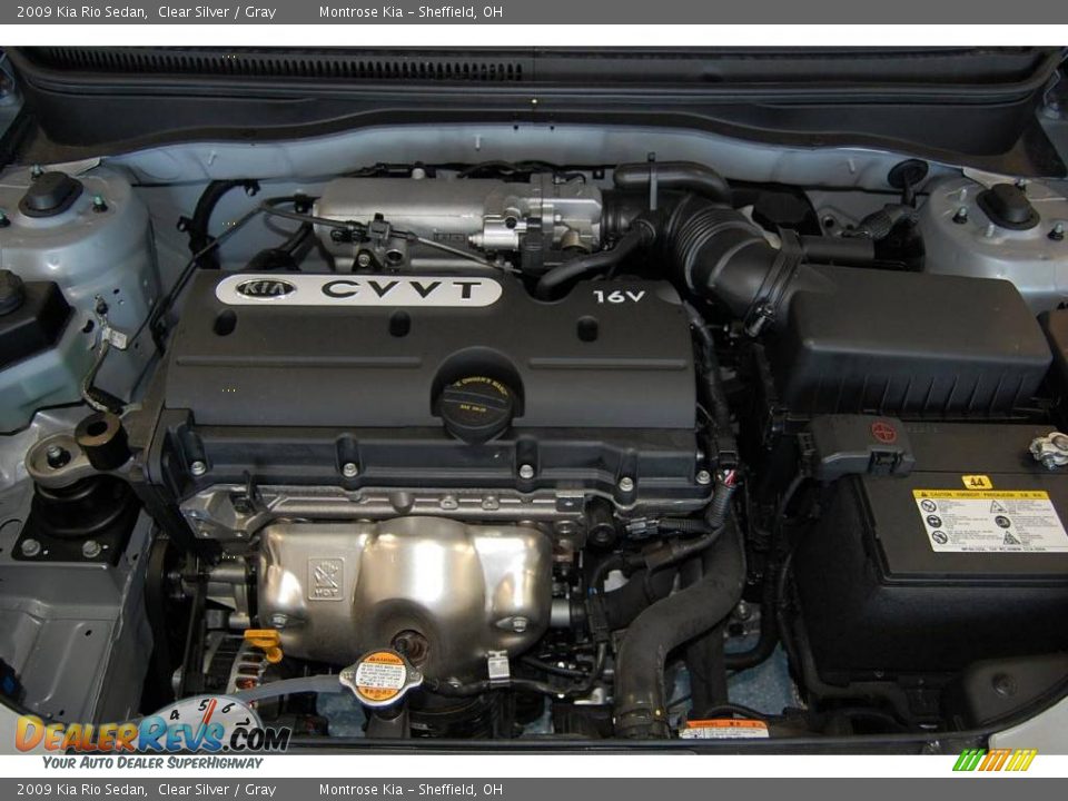 2009 Kia Rio Sedan Clear Silver / Gray Photo #15