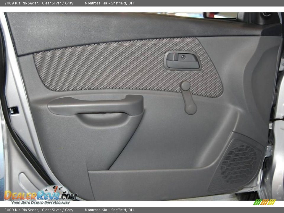 2009 Kia Rio Sedan Clear Silver / Gray Photo #24