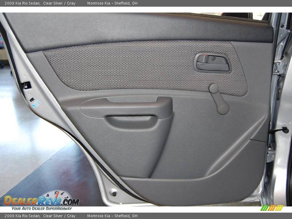2009 Kia Rio Sedan Clear Silver / Gray Photo #25