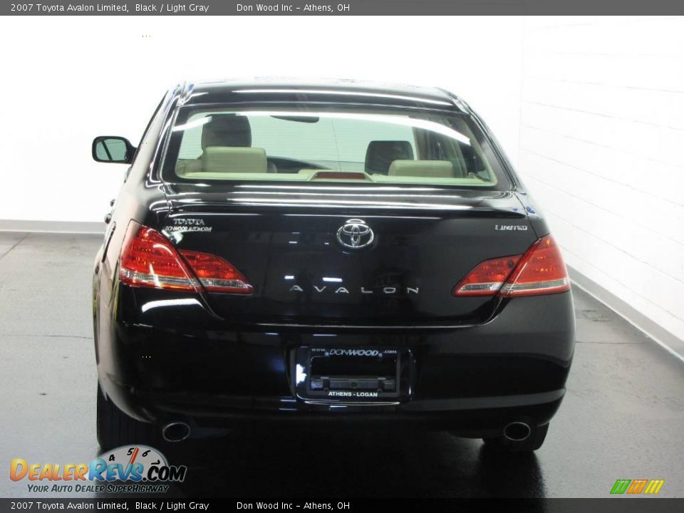 2007 Toyota Avalon Limited Black / Light Gray Photo #8