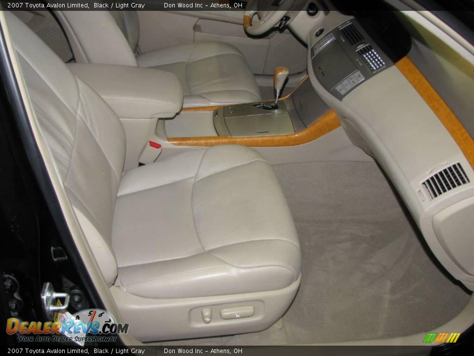 2007 Toyota Avalon Limited Black / Light Gray Photo #16