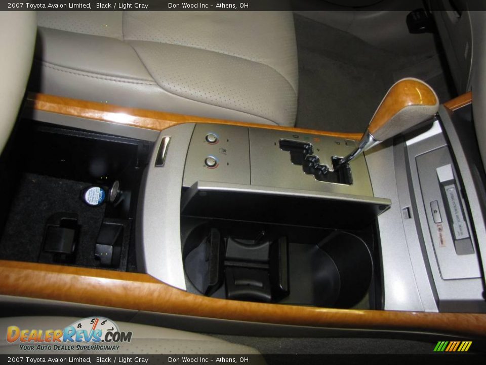 2007 Toyota Avalon Limited Black / Light Gray Photo #20