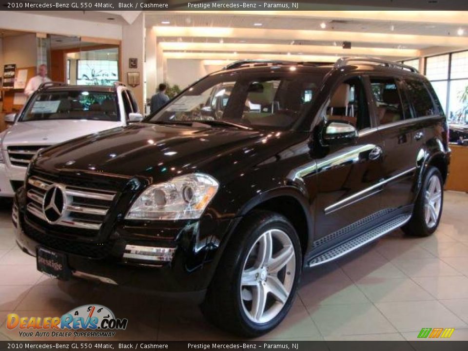 2010 Mercedes-Benz GL 550 4Matic Black / Cashmere Photo #3