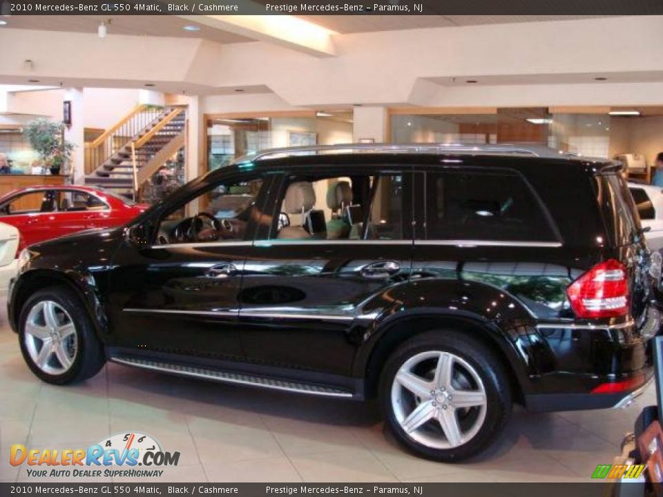 2010 Mercedes-Benz GL 550 4Matic Black / Cashmere Photo #4