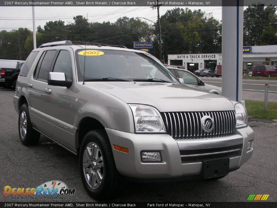 2007 Mercury Mountaineer Premier AWD Silver Birch Metallic / Charcoal Black Photo #2