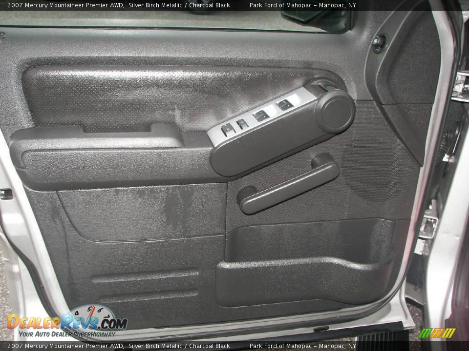 2007 Mercury Mountaineer Premier AWD Silver Birch Metallic / Charcoal Black Photo #11
