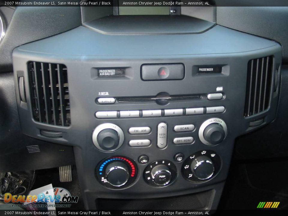 2007 Mitsubishi Endeavor LS Satin Meisai Gray Pearl / Black Photo #3