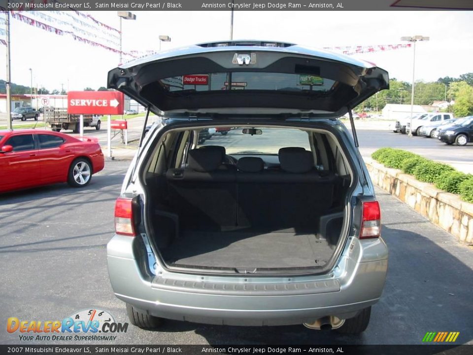 2007 Mitsubishi Endeavor LS Satin Meisai Gray Pearl / Black Photo #7