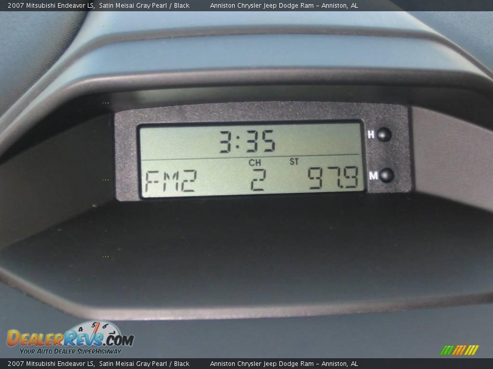 2007 Mitsubishi Endeavor LS Satin Meisai Gray Pearl / Black Photo #15