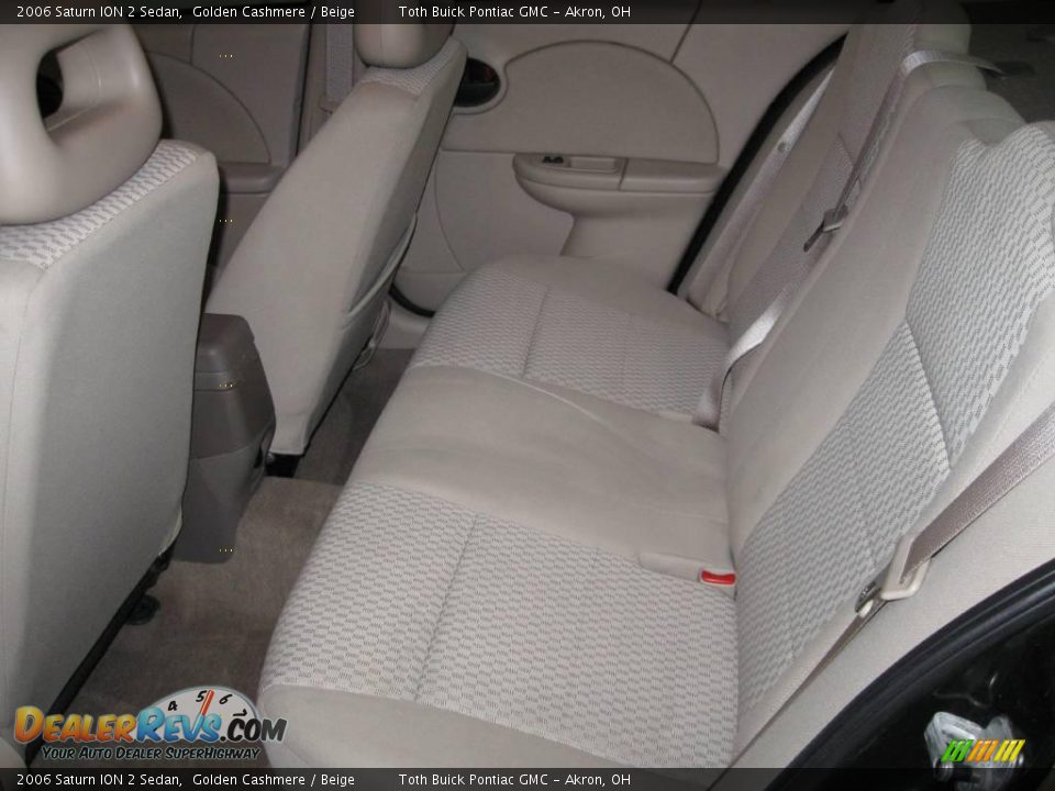 2006 Saturn ION 2 Sedan Golden Cashmere / Beige Photo #8