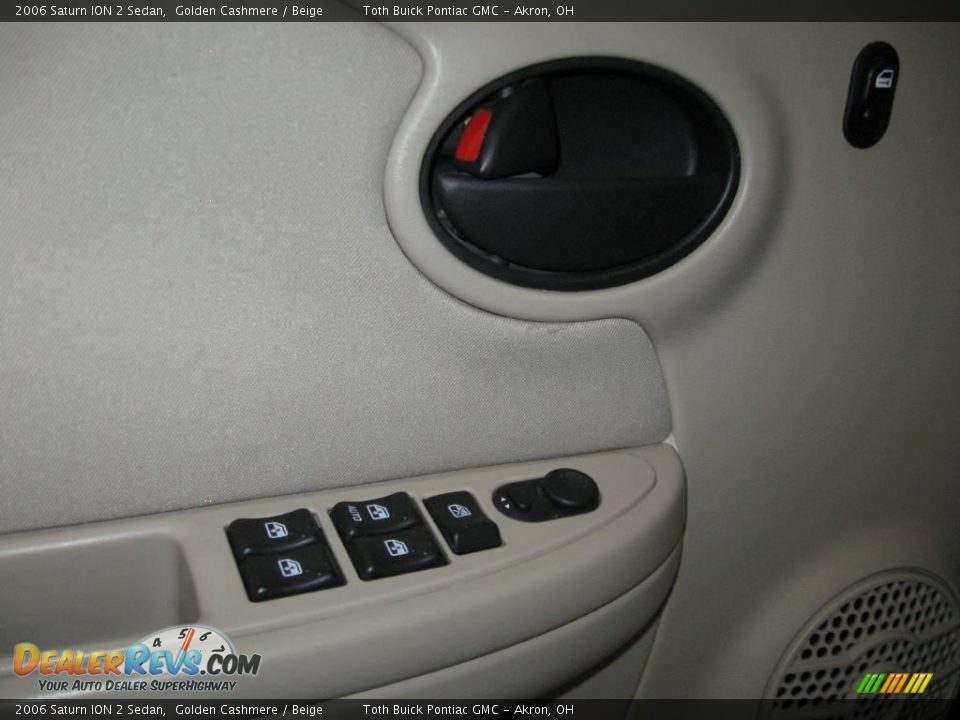 2006 Saturn ION 2 Sedan Golden Cashmere / Beige Photo #10