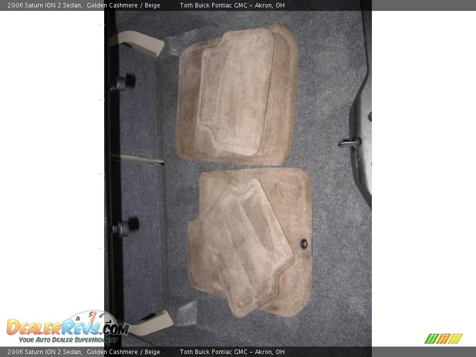 2006 Saturn ION 2 Sedan Golden Cashmere / Beige Photo #15