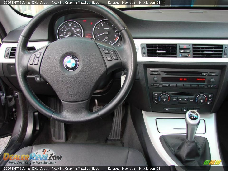 2006 BMW 3 Series 330xi Sedan Sparkling Graphite Metallic / Black Photo #9