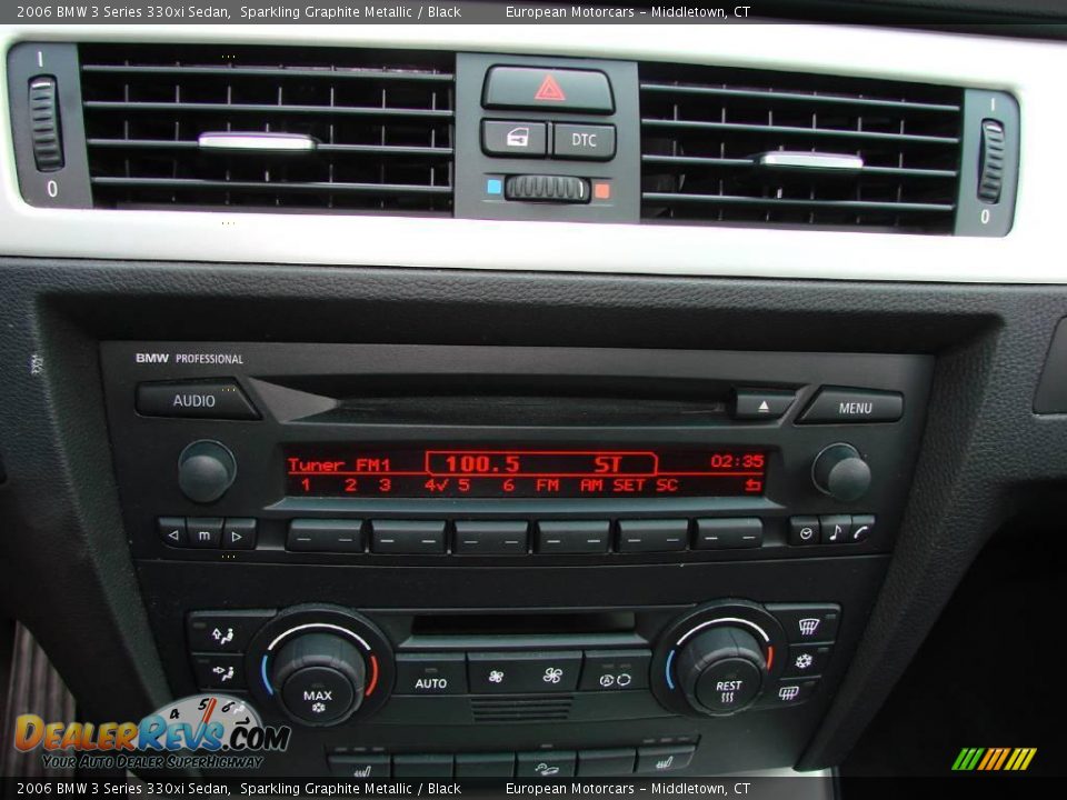2006 BMW 3 Series 330xi Sedan Sparkling Graphite Metallic / Black Photo #15