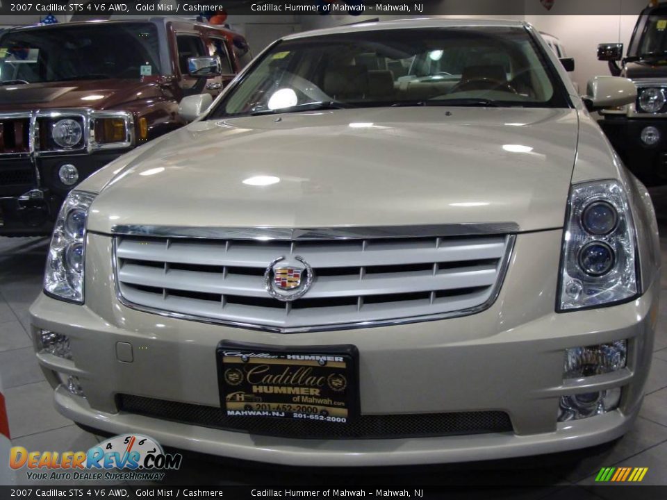 2007 Cadillac STS 4 V6 AWD Gold Mist / Cashmere Photo #2
