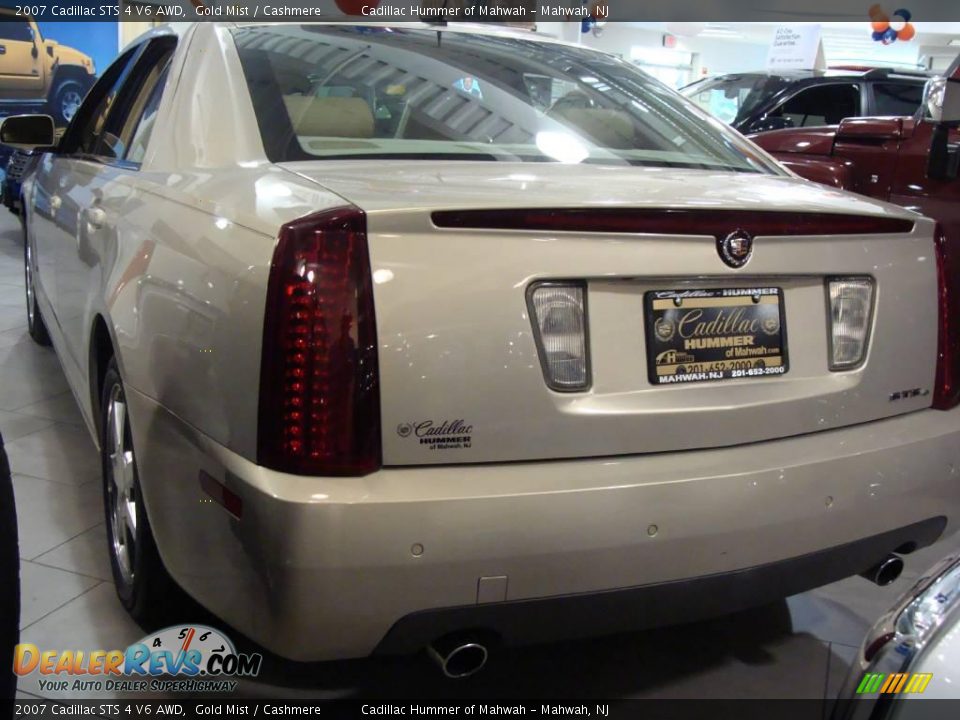 2007 Cadillac STS 4 V6 AWD Gold Mist / Cashmere Photo #6