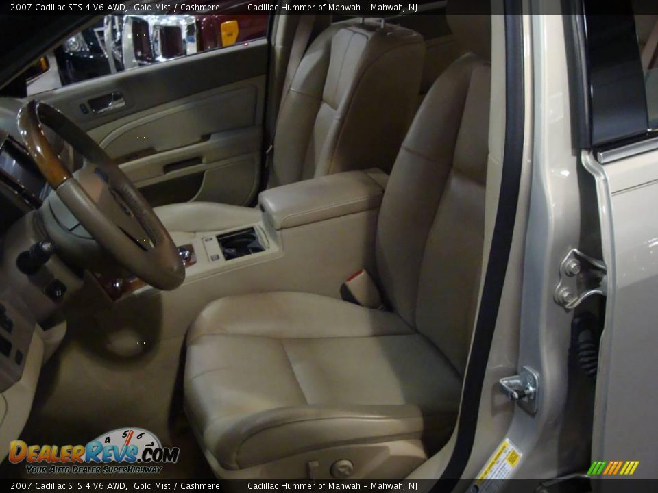 2007 Cadillac STS 4 V6 AWD Gold Mist / Cashmere Photo #14