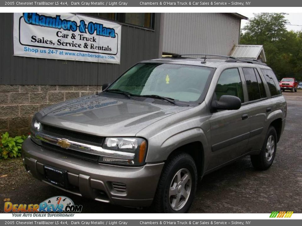2005 Chevrolet TrailBlazer LS 4x4 Dark Gray Metallic / Light Gray Photo #1