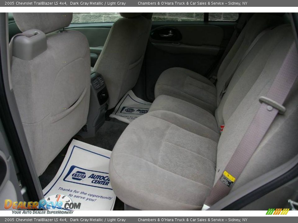 2005 Chevrolet TrailBlazer LS 4x4 Dark Gray Metallic / Light Gray Photo #4
