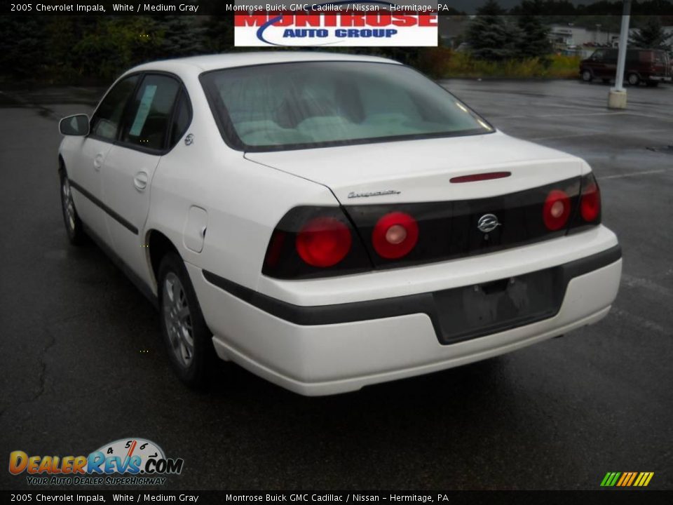 2005 Chevrolet Impala White / Medium Gray Photo #5