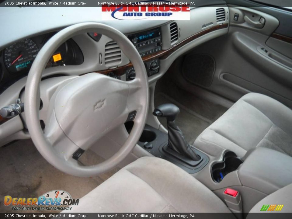 2005 Chevrolet Impala White / Medium Gray Photo #9